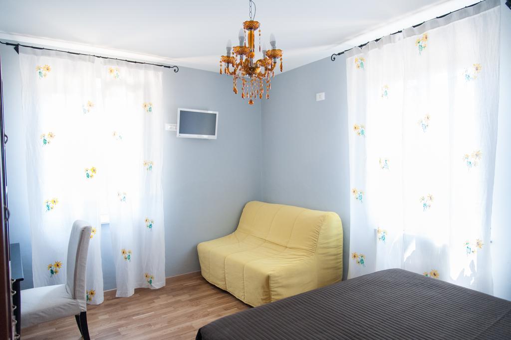 Villa Agriturismo La Solagna Montebello di Bertona Zimmer foto