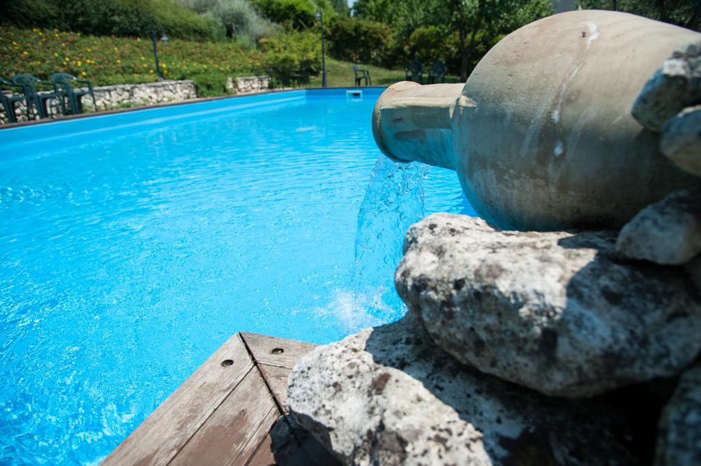 Villa Agriturismo La Solagna Montebello di Bertona Exterior foto